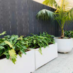 StoneLite-trough-81019-in-situ-custom-spray-white-planter